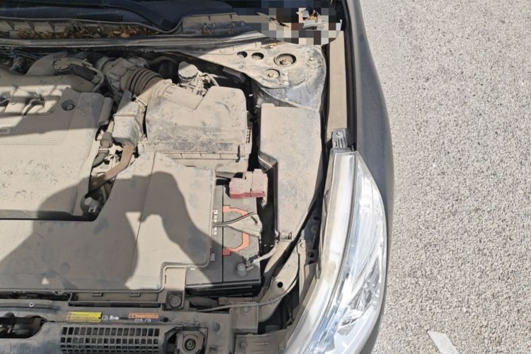 Used Nissan Teana 2012 2.5L XV Cloud Security Edition Engine Bay Left