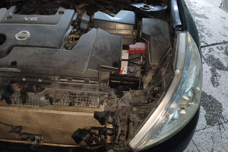 Used Nissan Teana 2012 2.5L XL Smart Enjoyment Version Engine Bay Left
