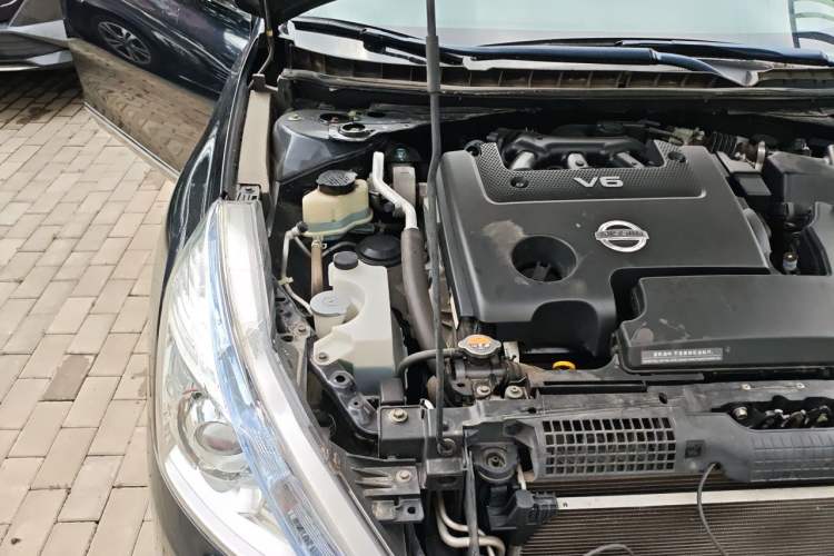Used Nissan Teana 2012 2.5L XV Cloud Security Edition Engine Bay Right