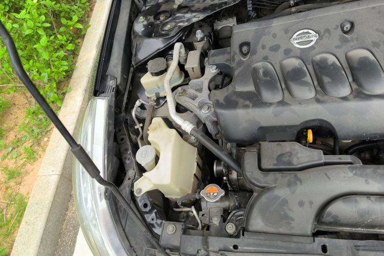 Used Nissan Teana 2012 2.0L XL Smart Enjoyment Version Engine Bay Right