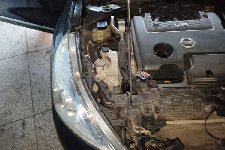 Used Nissan Teana 2012 2.5L XL Smart Enjoyment Version Engine Bay Right