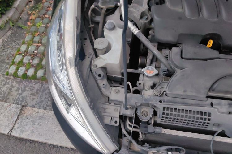 Used Nissan Teana 2012 2.0L XL Smart Enjoyment Version Engine Bay Right