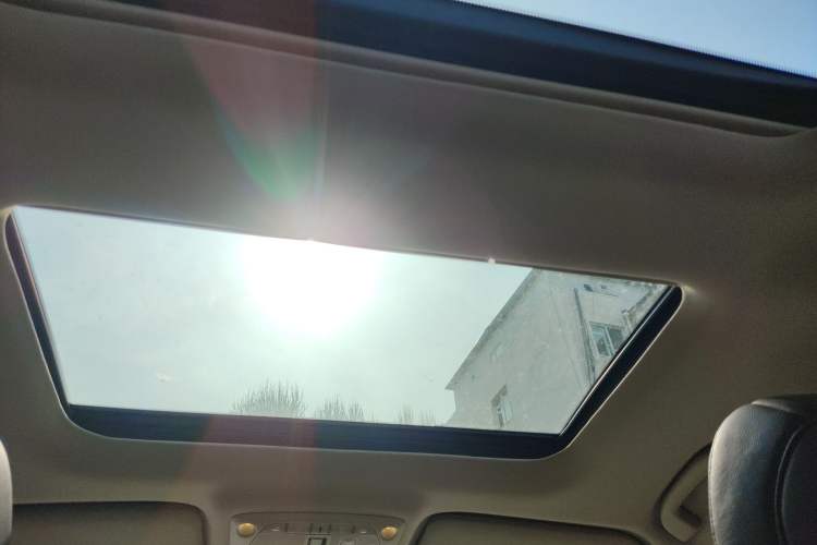 Used Nissan Teana 2012 2.5L XV Cloud Security Edition Headliner