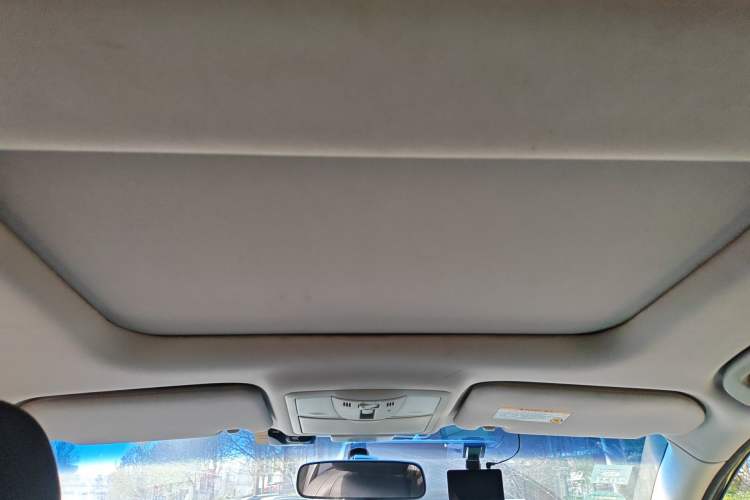 Used Nissan Teana 2012 2.5L XV Cloud Security Edition Headliner