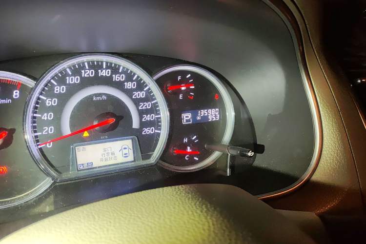 Used Nissan Teana 2012 2.5L XL Smart Enjoyment Version Odometer Close Up