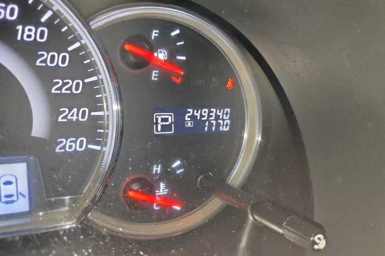 Used Nissan Teana 2012 2.0L XL Smart Enjoyment Version Odometer Close Up