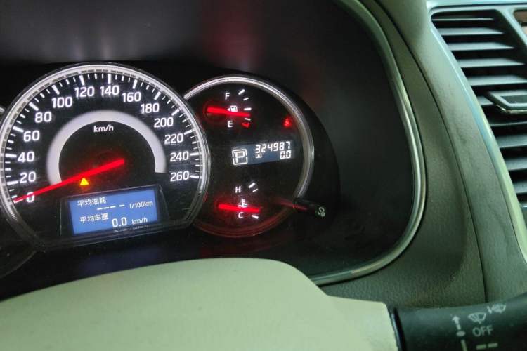 Used Nissan Teana 2012 2.0L XL Smart Enjoyment Version Odometer Close Up