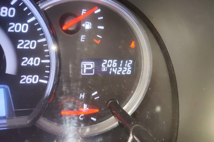Used Nissan Teana 2012 2.5L XL Smart Enjoyment Version Odometer Close Up