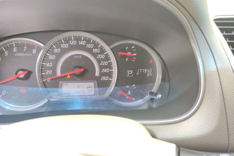 Used Nissan Teana 2012 2.5L XL Smart Enjoyment Version Odometer Close Up