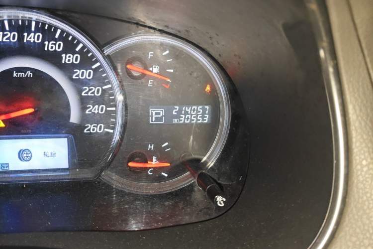 Used Nissan Teana 2012 2.0L XL Smart Enjoyment Version Odometer Close Up