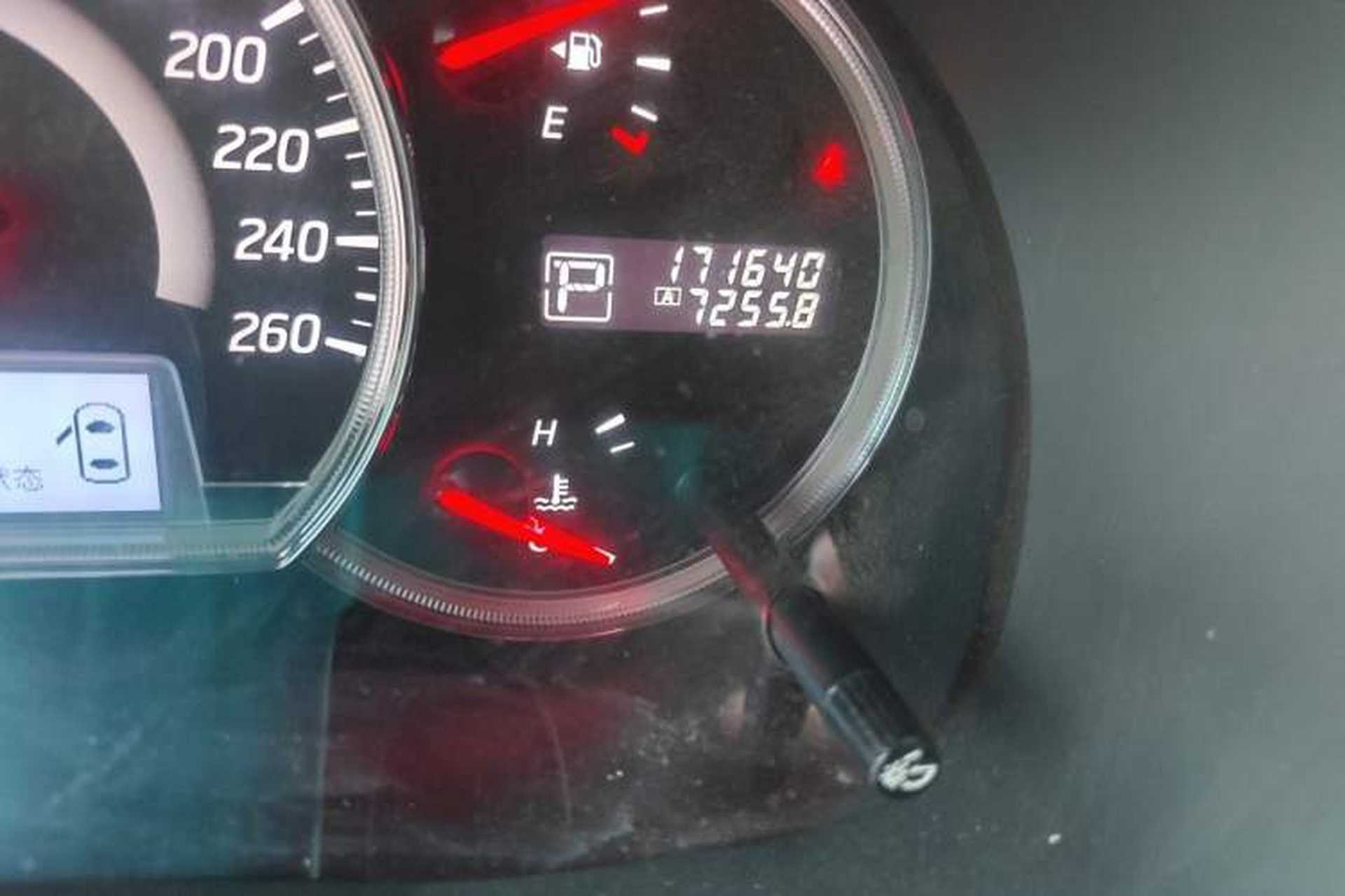 Used Nissan Teana 2012 2.0L XL Smart Enjoyment Version Odometer Close Up