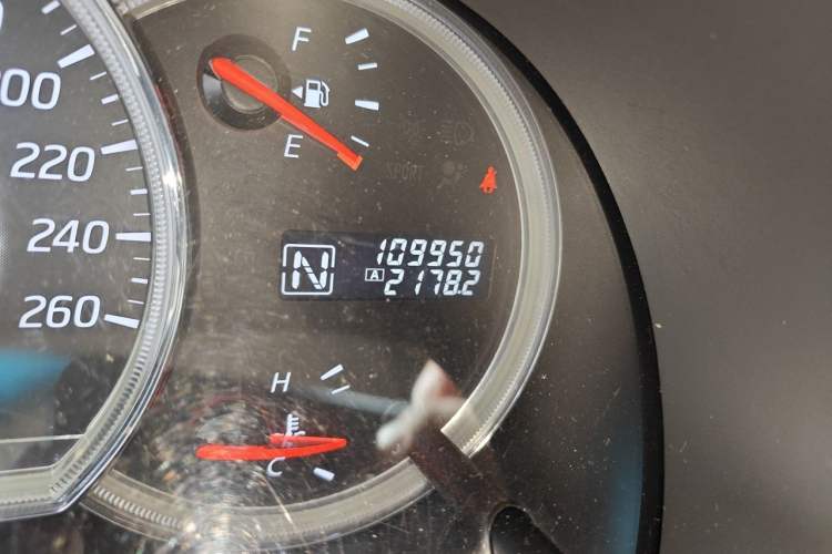 Used Nissan Teana 2012 2.0L XL Smart Enjoyment Version Odometer Close Up