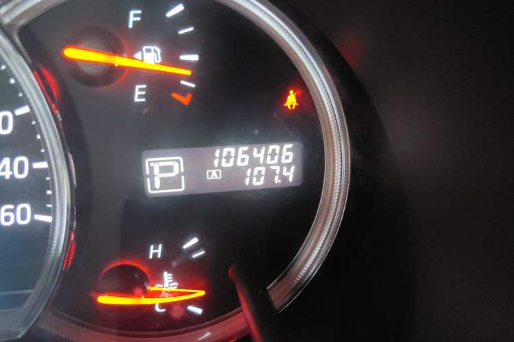 Used Nissan Teana 2012 2.0L XL Smart Enjoyment Version Odometer Close Up