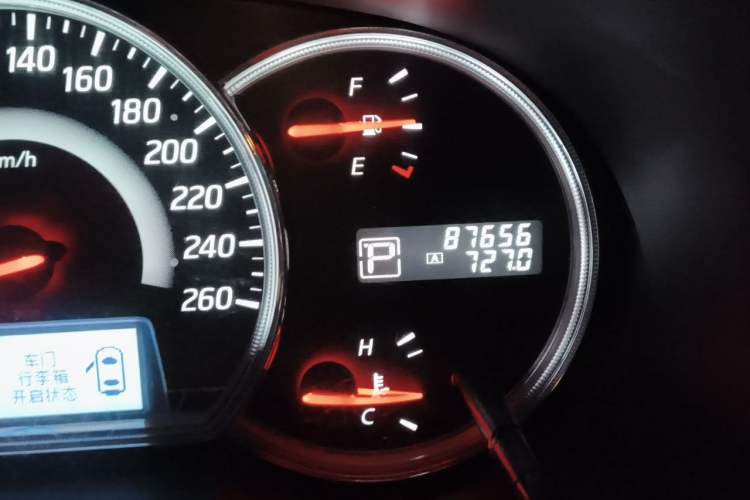 Used Nissan Teana 2012 2.0L XL Smart Enjoyment Version Odometer Close Up