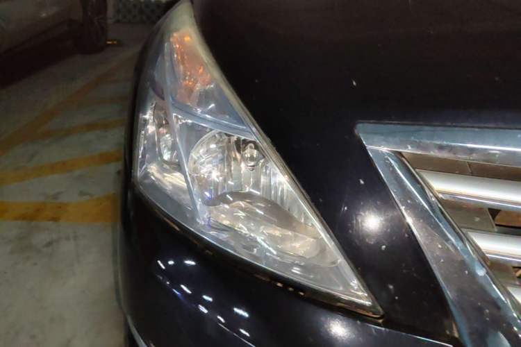 Used Nissan Teana 2012 2.0L XL Smart Enjoyment Version Right Front Headlight