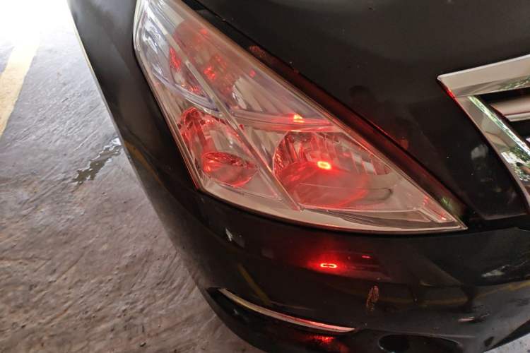 Used Nissan Teana 2012 2.0L XL Smart Enjoyment Version Right Front Headlight
