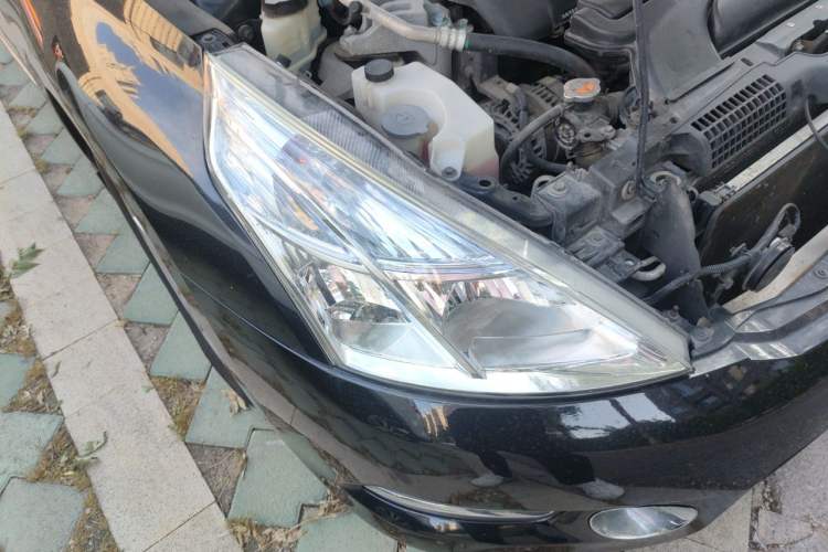 Used Nissan Teana 2012 2.0L XL Smart Enjoyment Version Right Front Headlight