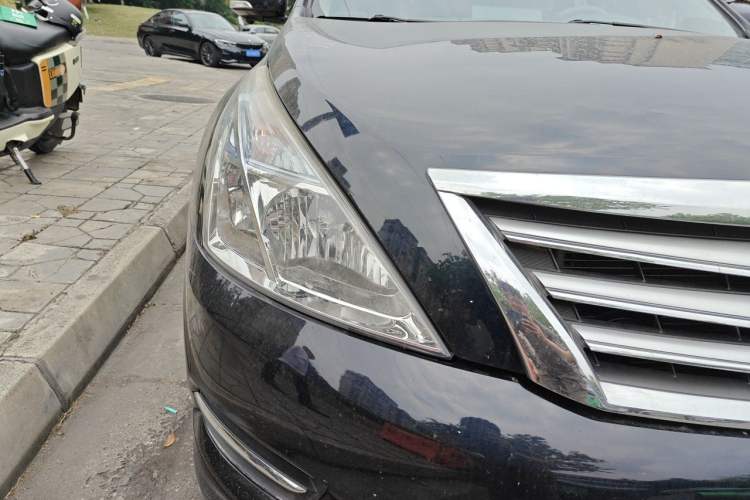 Used Nissan Teana 2012 2.0L XL Smart Enjoyment Version Right Front Headlight