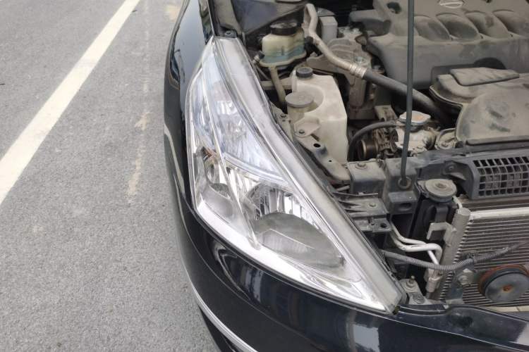 Used Nissan Teana 2012 2.0L XL Smart Enjoyment Version Right Front Headlight