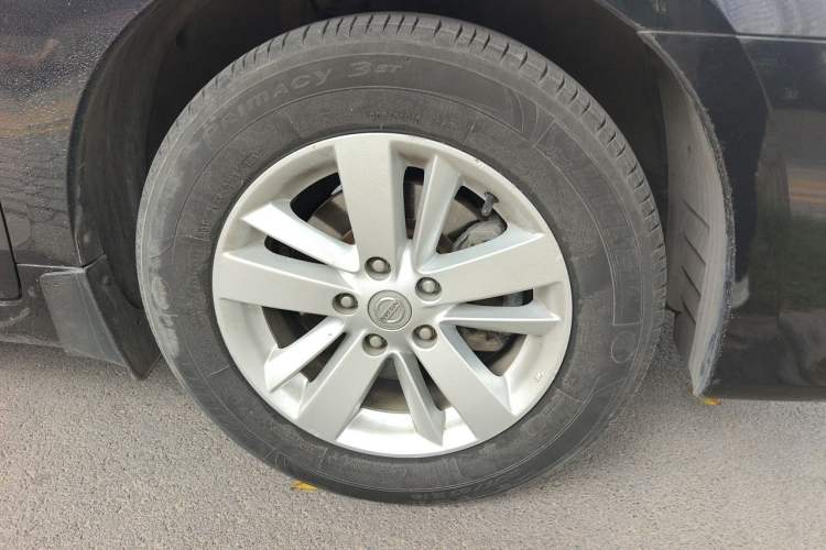Used Nissan Teana 2012 2.0L XL Smart Enjoyment Version Right Front Wheel Hub