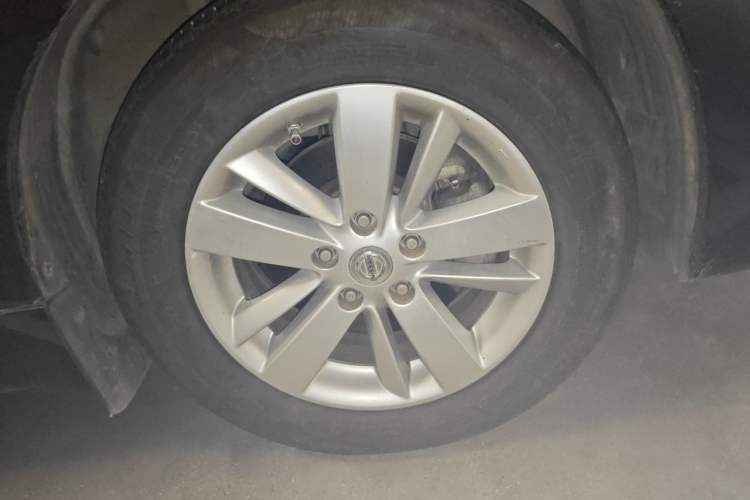 Used Nissan Teana 2012 2.0L XL Smart Enjoyment Version Right Front Wheel Hub