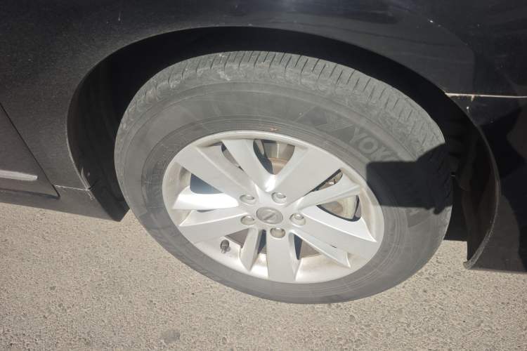Used Nissan Teana 2012 2.0L XL Smart Enjoyment Version Right Front Wheel Hub