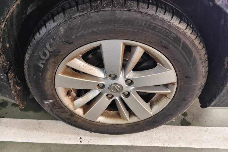 Used Nissan Teana 2012 2.0L XL Smart Enjoyment Version Right Front Wheel Hub
