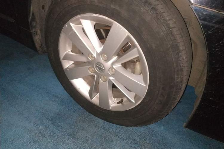 Used Nissan Teana 2012 2.0L XL Smart Enjoyment Version Right Front Wheel Hub