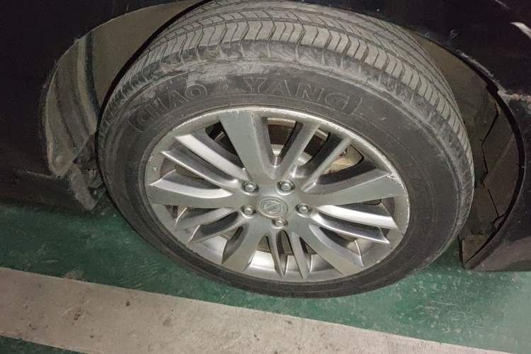 Used Nissan Teana 2012 2.5L XV Cloud Security Edition Right Front Wheel Hub