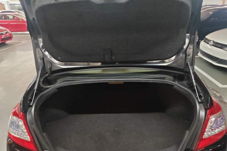 Used Nissan Teana 2012 2.0L XL Smart Enjoyment Version Trunk