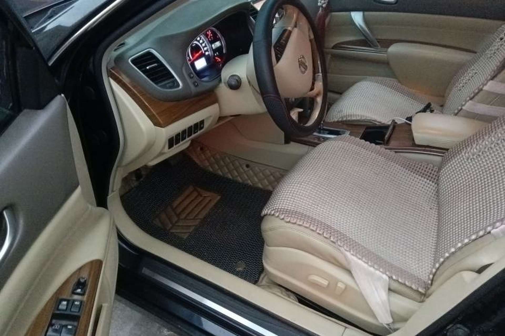 Used Nissan Teana 2012 2.5L XV Cloud Security Edition Driver Seat