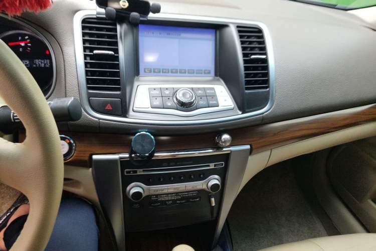 Used Nissan Teana 2012 2.0L XL Smart Enjoyment Version Audio And AC Panel