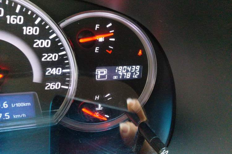 Used Nissan Teana 2012 2.0L XL Smart Enjoyment Version Odometer Close Up