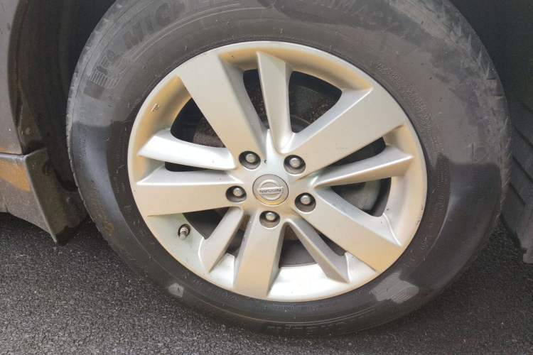 Used Nissan Teana 2012 2.0L XL Smart Enjoyment Version Right Front Wheel Hub
