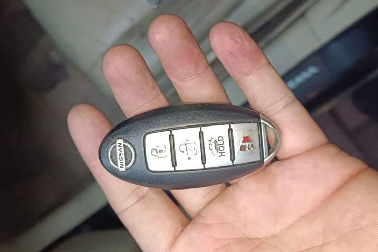 Used Nissan Teana 2012 2.5L XL Smart Enjoyment Version Vehicle Key
