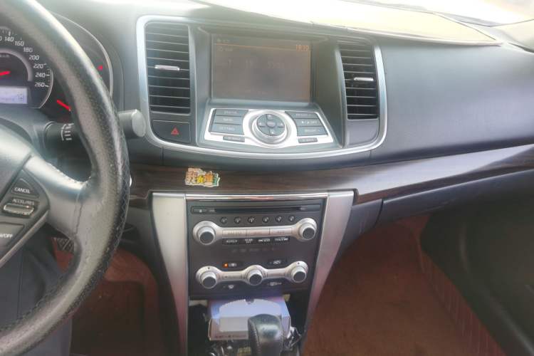 Used Nissan Teana 2012 2.5L XV Cloud Security Edition Audio And AC Panel