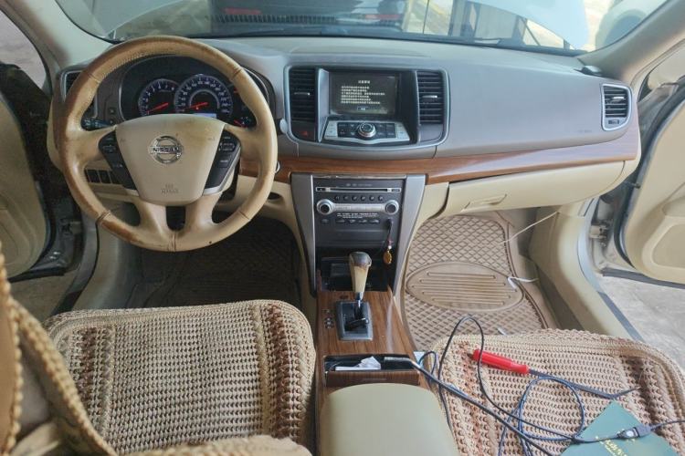 Used Nissan Teana 2012 2.5L XL Smart Enjoyment Version Center Console