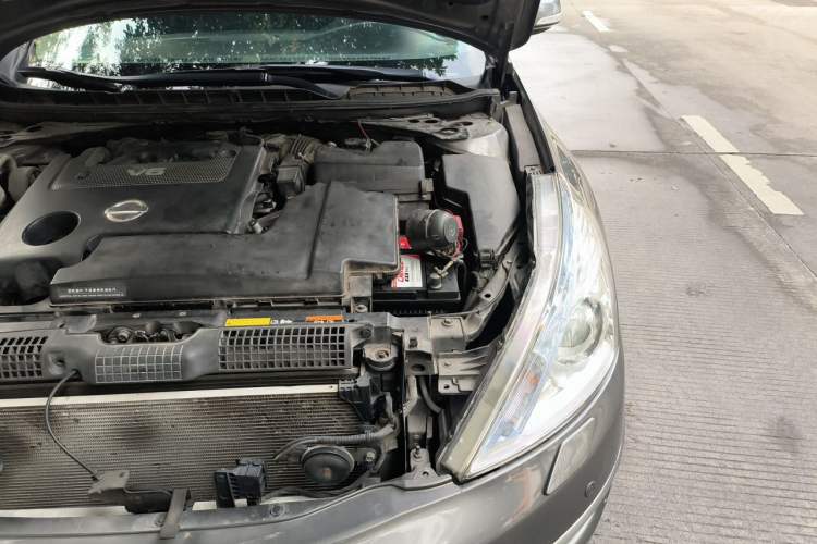 Used Nissan Teana 2012 2.5L XV VIP Cloud Security Edition Engine Bay Left