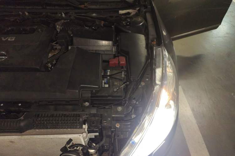 Used Nissan Teana 2012 2.5L XV VIP Cloud Security Edition Engine Bay Left