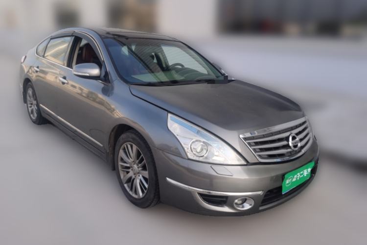 Used Nissan Teana 2012 2.5L XV Cloud Security Edition Front Right 45 Deg