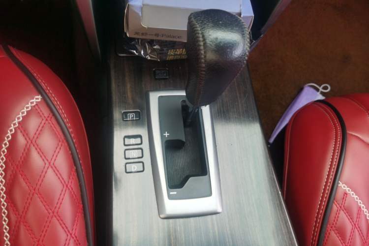 Used Nissan Teana 2012 2.5L XV Cloud Security Edition Gear Lever