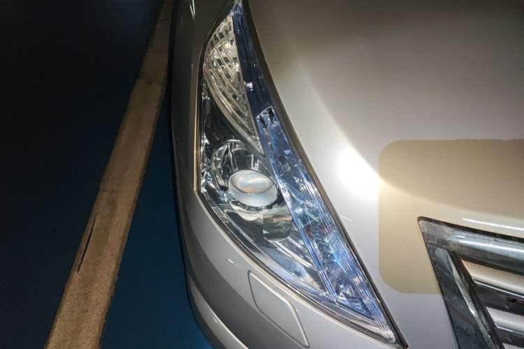 Used Nissan Teana 2012 2.5L XL Smart Enjoyment Version Right Front Headlight