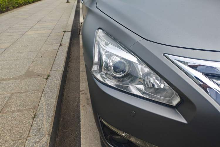 Used Nissan Teana 2012 2.0L XL Smart Enjoyment Version Right Front Headlight