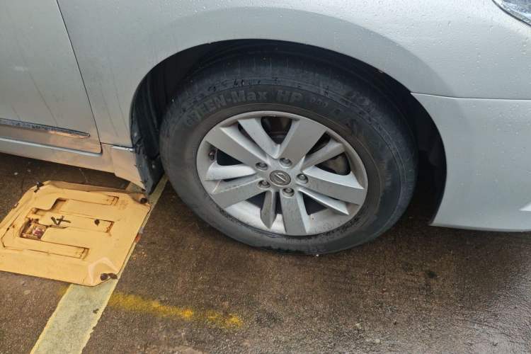 Used Nissan Teana 2012 2.0L XL Smart Enjoyment Version Right Front Wheel Hub