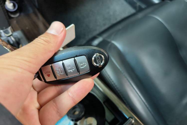 Used Nissan Teana 2012 2.5L XV VIP Cloud Security Edition Vehicle Key
