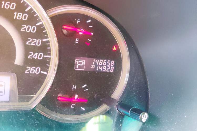 Used Nissan Teana 2012 2.0L XL Smart Enjoyment Version Odometer Close Up