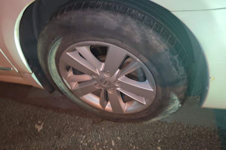 Used Nissan Teana 2012 2.0L XL Smart Enjoyment Version Right Front Wheel Hub