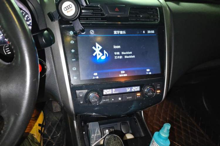 Used Nissan Teana 2013 2.0L XL Comfort Edition Audio And AC Panel