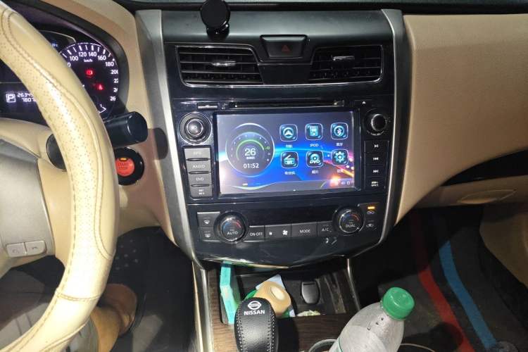 Used Nissan Teana 2013 2.0L XL Comfort Edition Audio And AC Panel