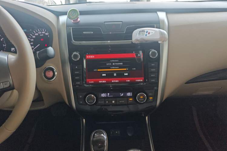 Used Nissan Teana 2013 2.0L XL Comfort Edition Audio And AC Panel